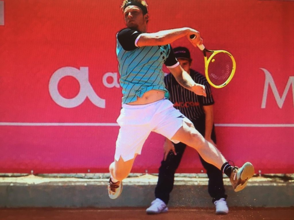 BD0F9A0E-D6F2-4D3A-A514-EEB15550F670